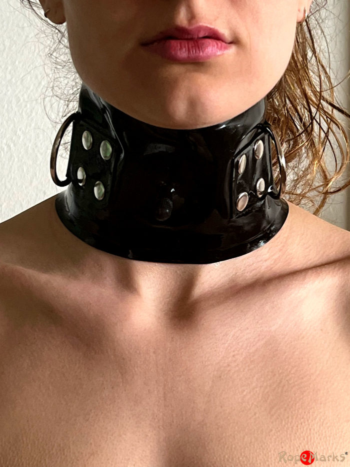 Rubber blow-up collar - Image 2